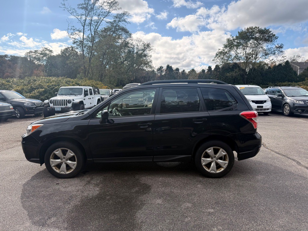 2015 Subaru Forester Image 8