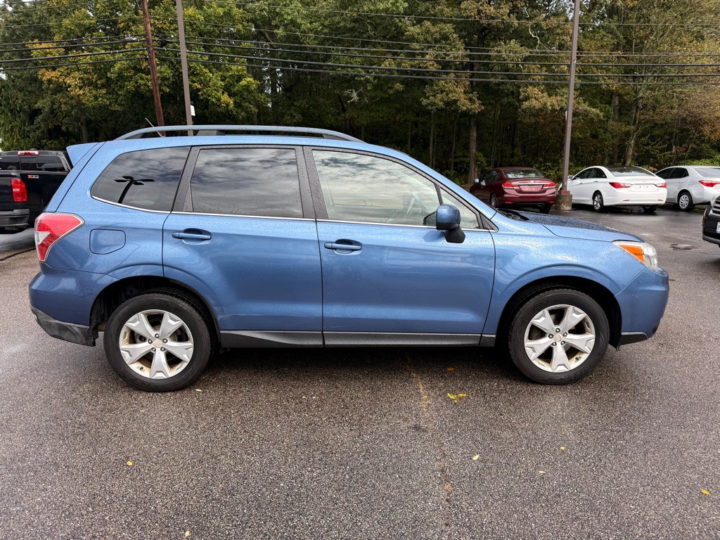 2015 Subaru Forester Image 4