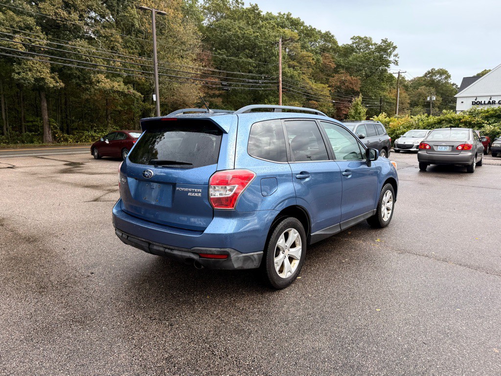 2015 Subaru Forester Image 5