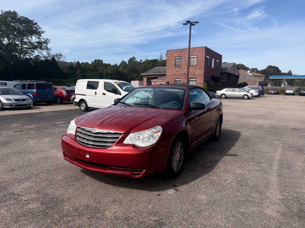 2008 Chrysler Sebring Image 2