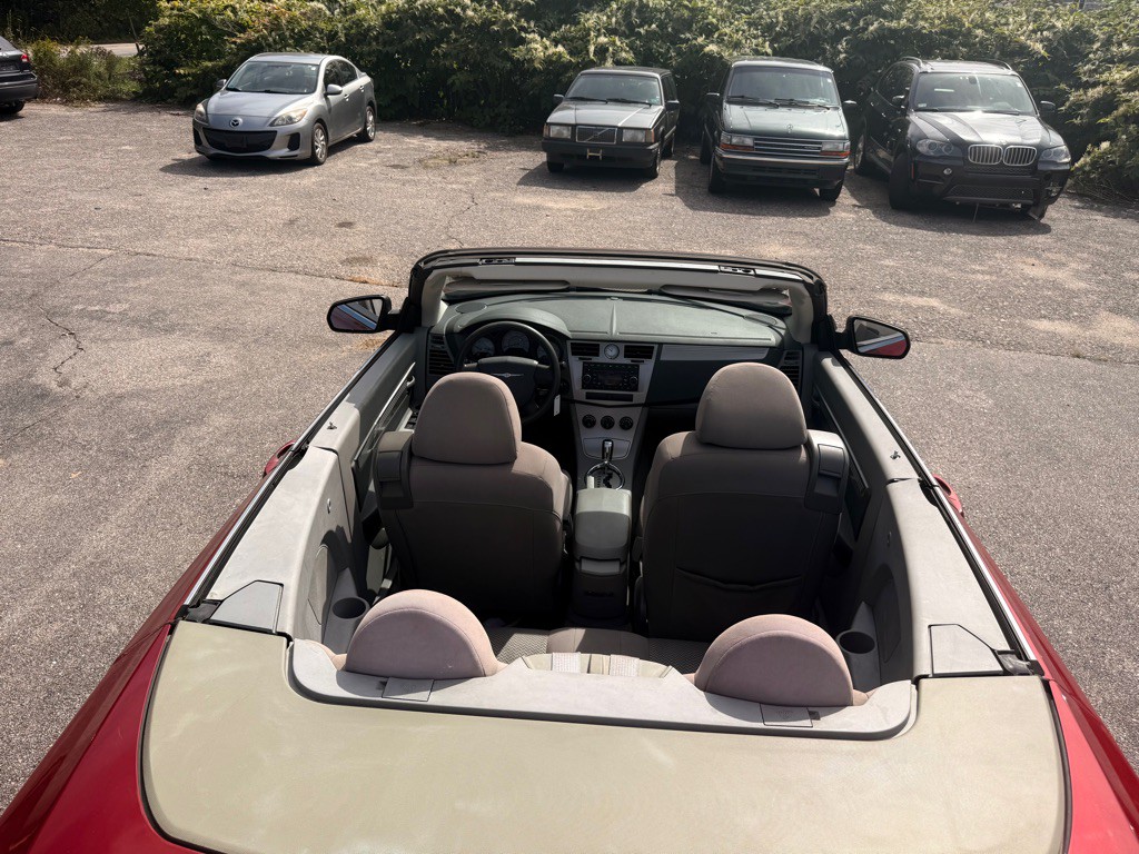 2008 Chrysler Sebring Image 16