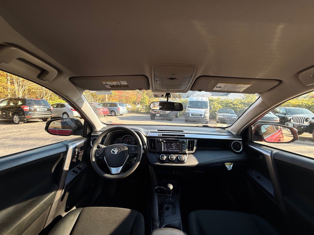 2016 Toyota Rav4 Image 10