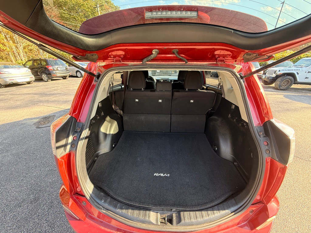 2016 Toyota Rav4 Image 14
