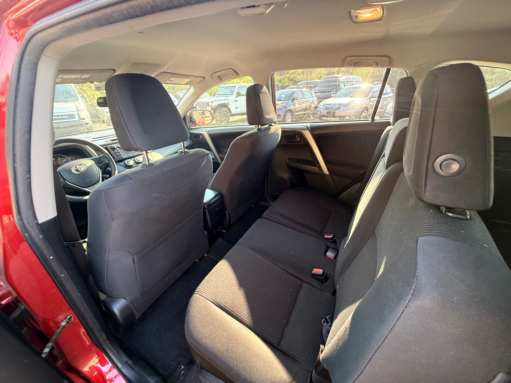2016 Toyota Rav4 Image 12