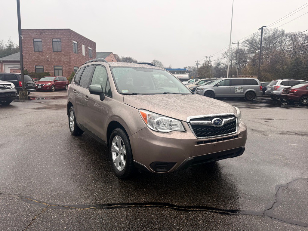 2014 Subaru Forester Image 1
