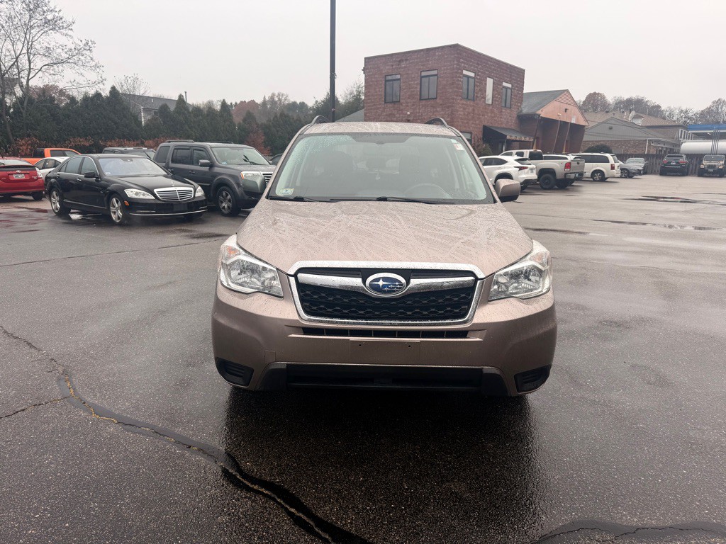 2014 Subaru Forester Image 2