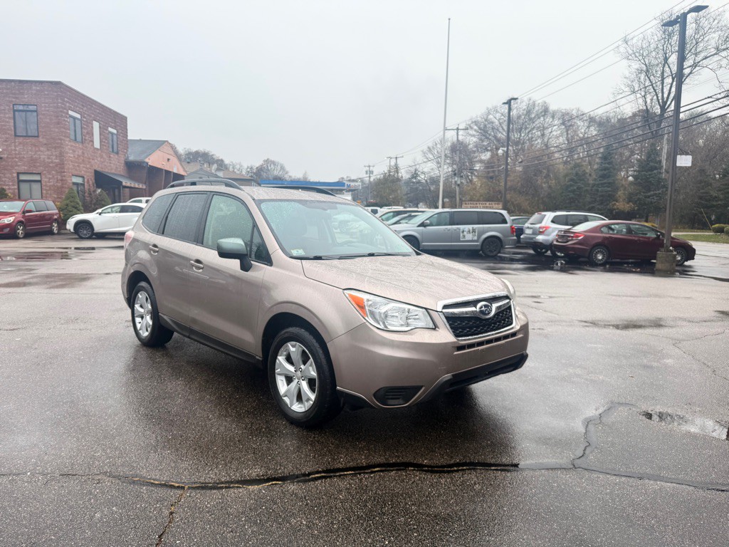 2014 Subaru Forester Image 9