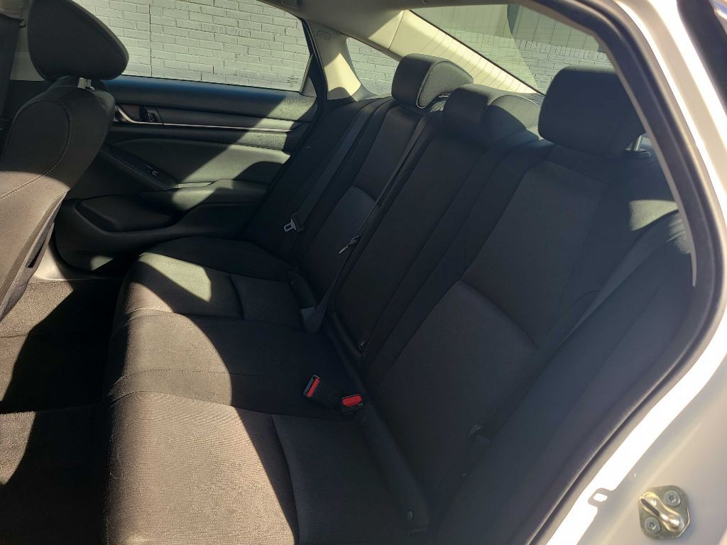 2020 Honda Accord Image 18
