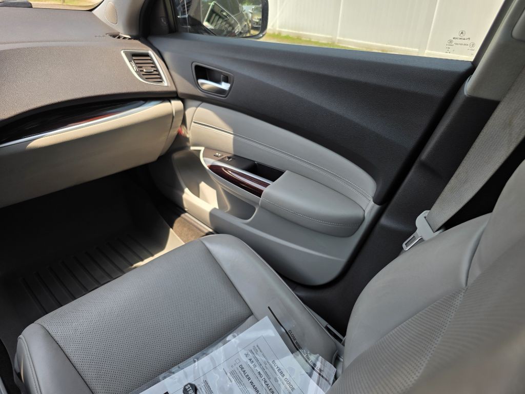 2015 Acura TL Image 16