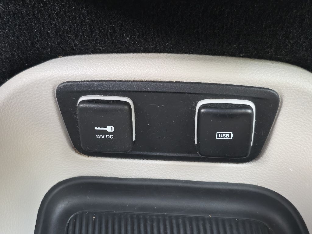 2017 Chrysler Pacifica Image 18