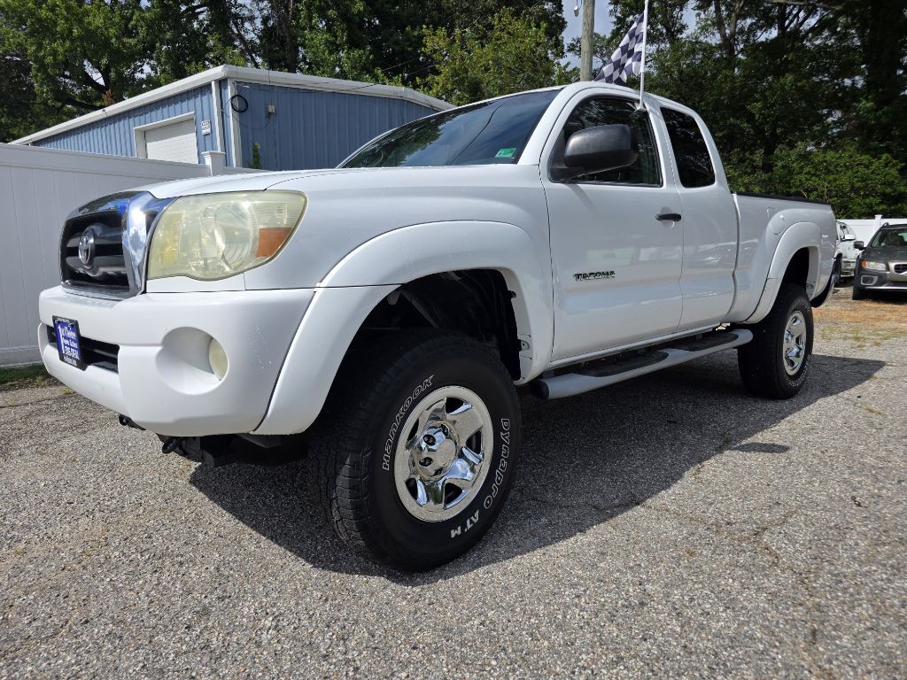 2005 Toyota Tacoma Image 4
