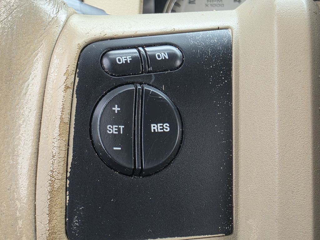 2009 Ford F-250 Image 18