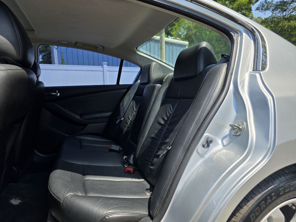2012 Nissan Altima Image 13