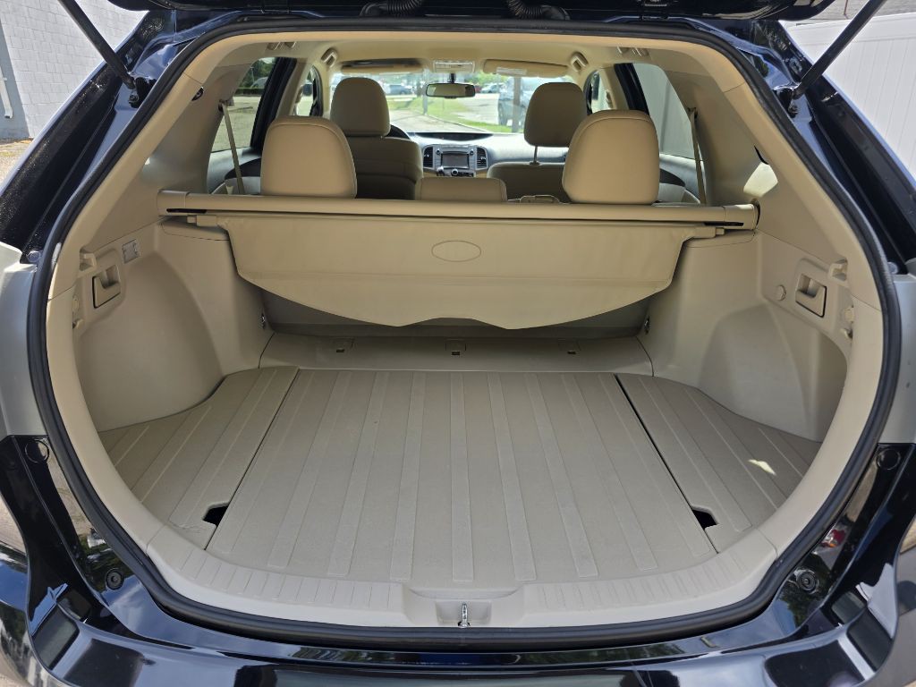 2015 Toyota Venza Image 15
