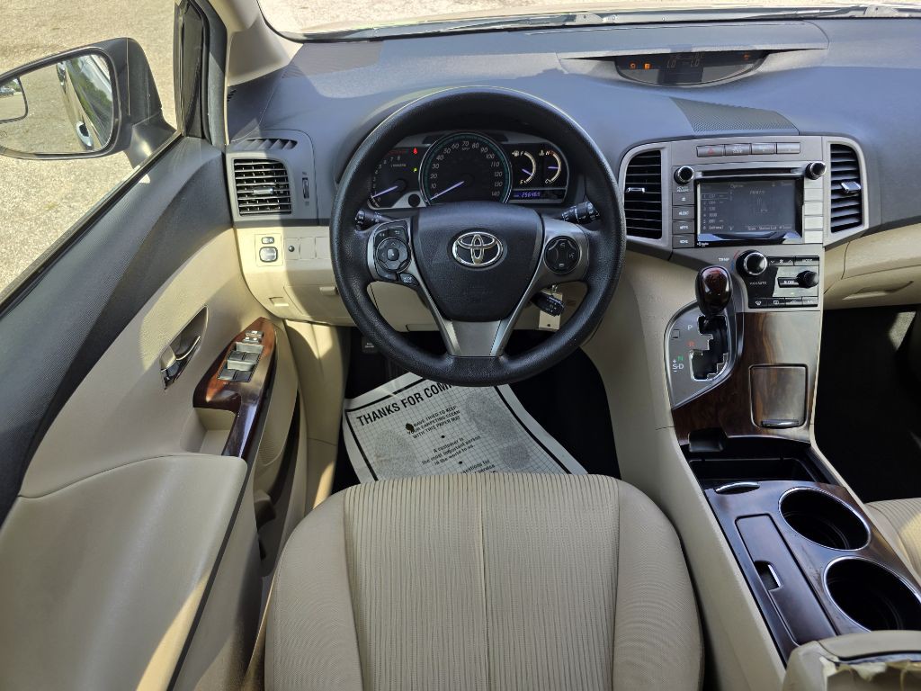 2015 Toyota Venza Image 17