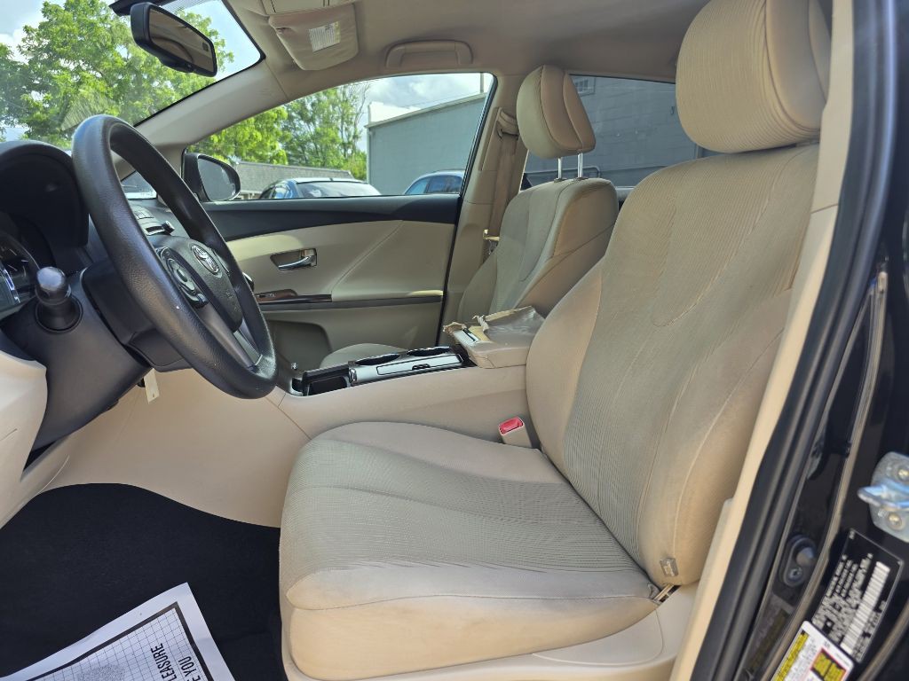 2015 Toyota Venza Image 22