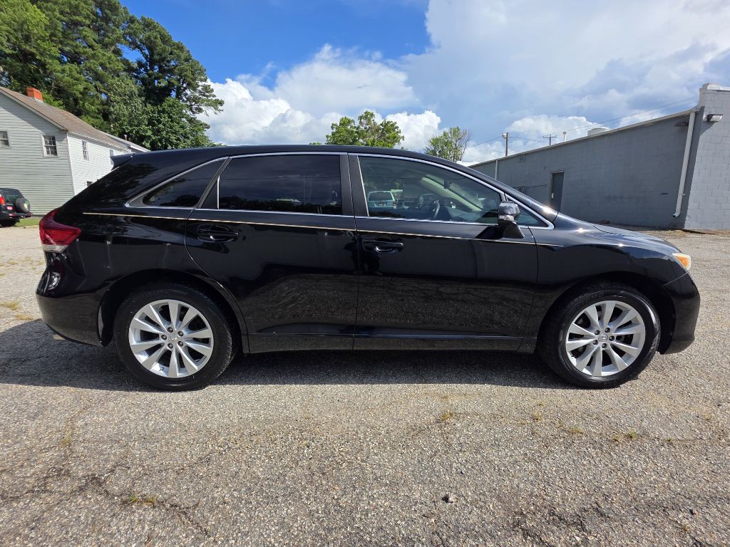 2015 Toyota Venza Image 2