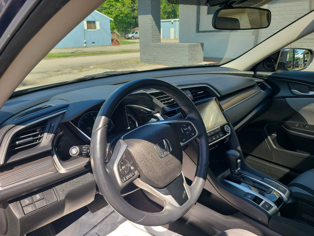2019 Honda Civic Image 12