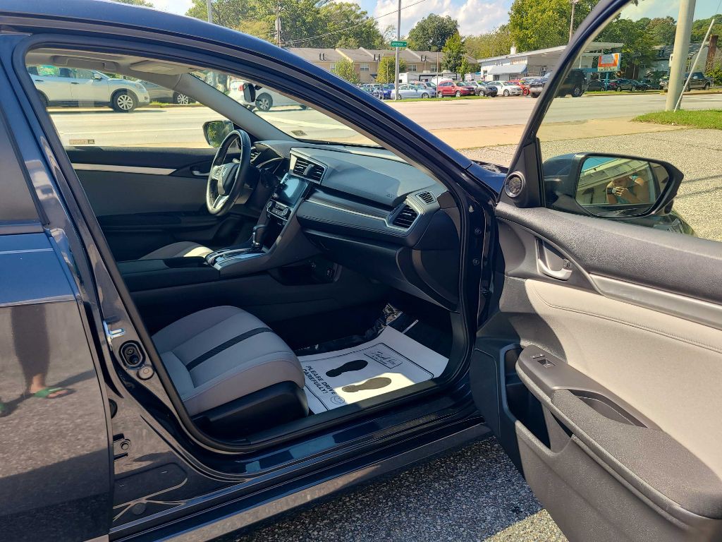 2019 Honda Civic Image 13