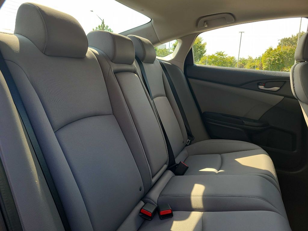 2019 Honda Civic Image 16
