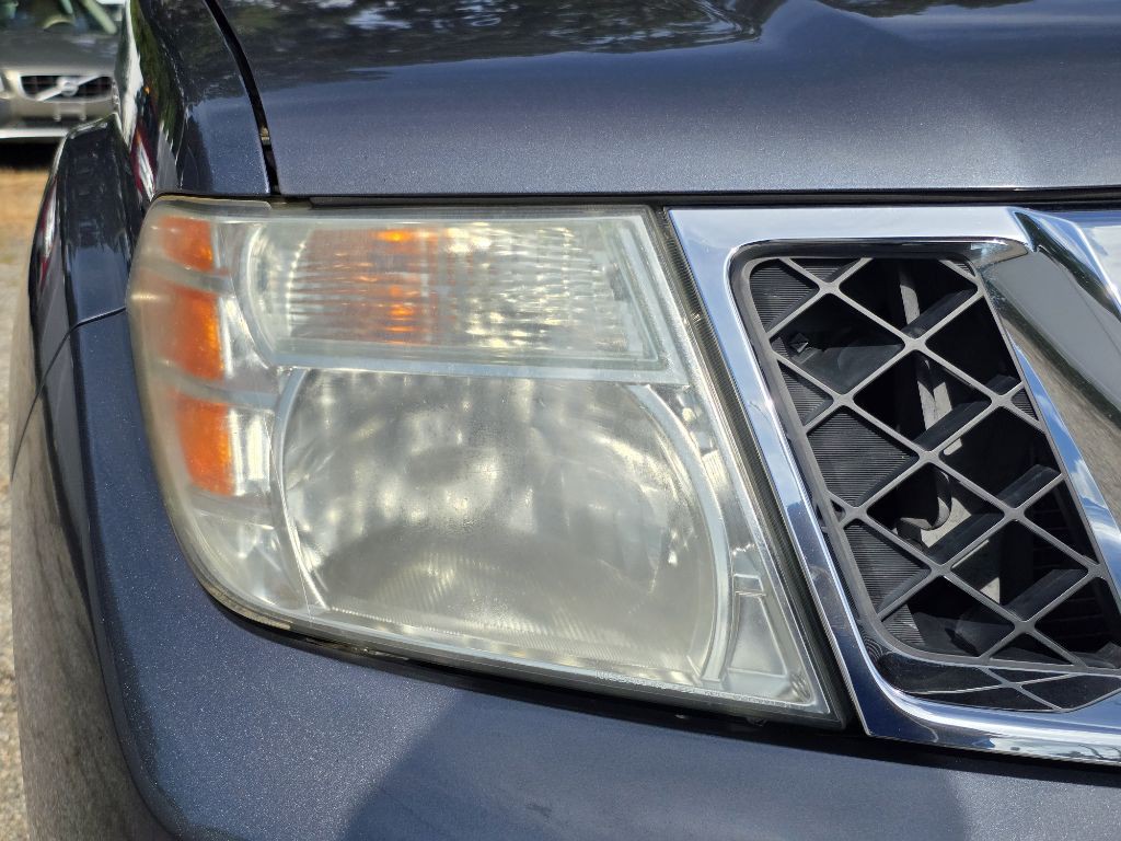 2012 Nissan Pathfinder Image 9