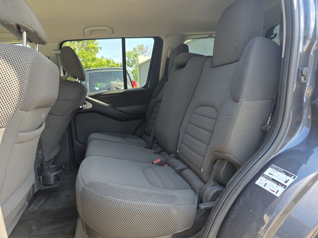 2012 Nissan Pathfinder Image 15