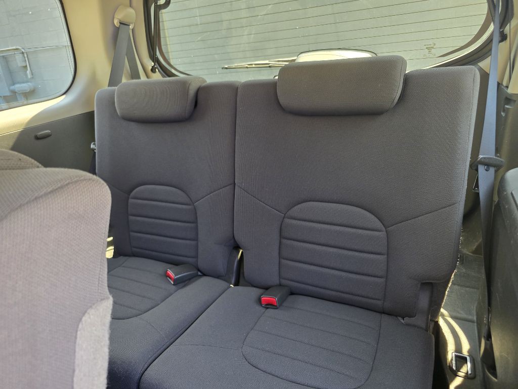 2012 Nissan Pathfinder Image 16