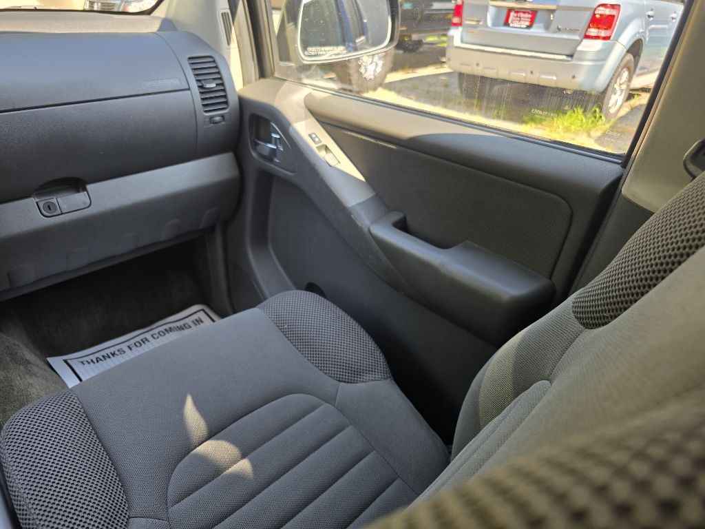 2012 Nissan Pathfinder Image 17