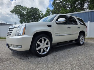 Image for 2011 Cadillac Escalade Premium ID: 6686246
