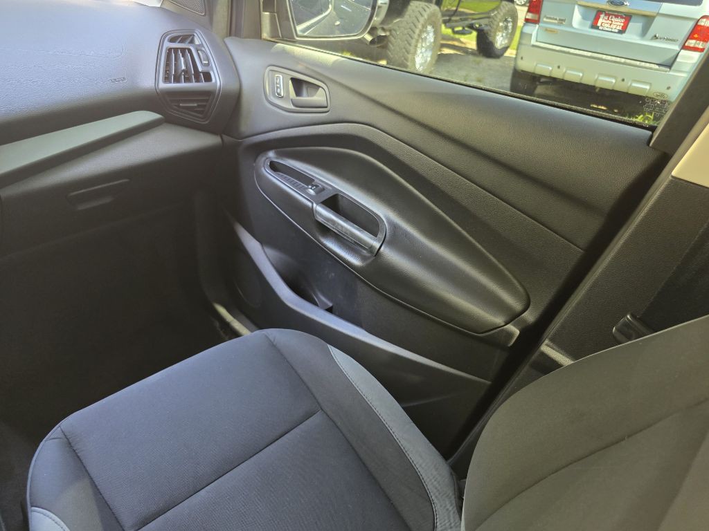 2013 Ford Escape Image 18
