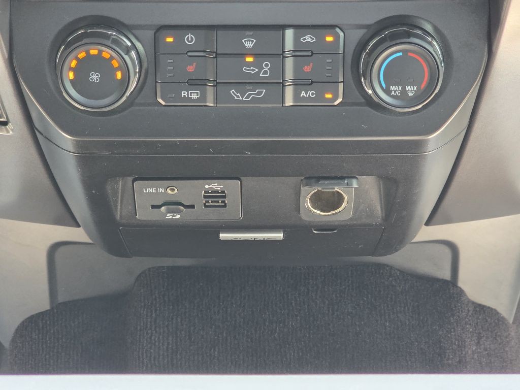 2015 Ford F-150 Image 18