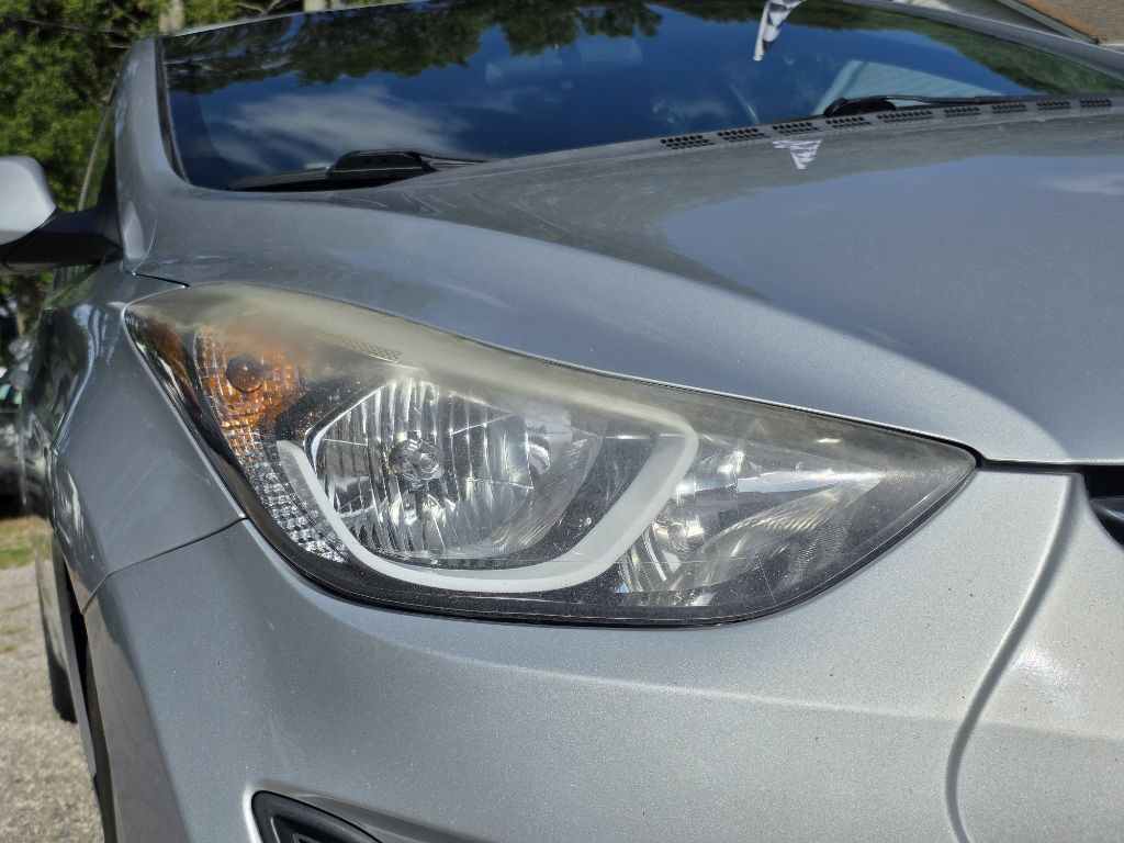 2014 Hyundai Elantra Image 9