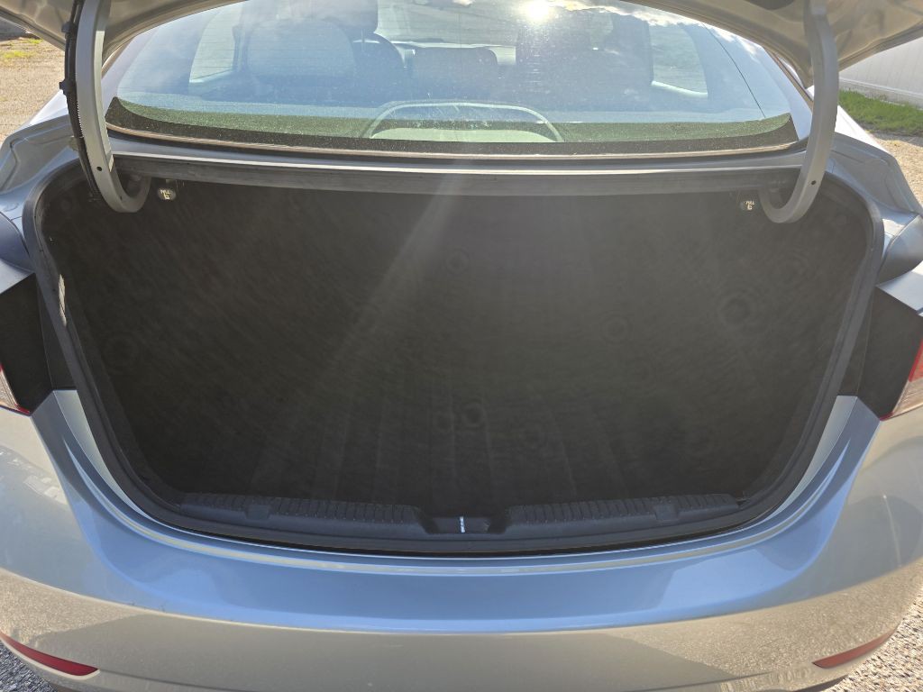 2014 Hyundai Elantra Image 12