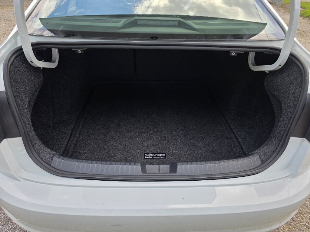 2019 Volkswagen Jetta Image 12