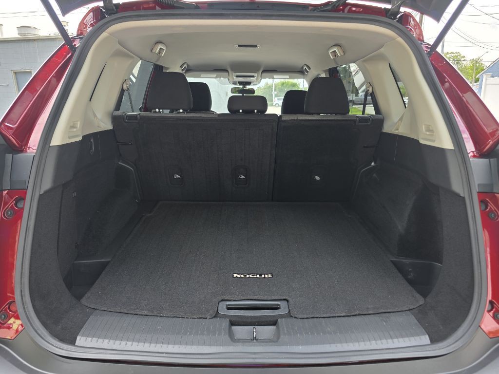 2021 Nissan Rogue Image 12