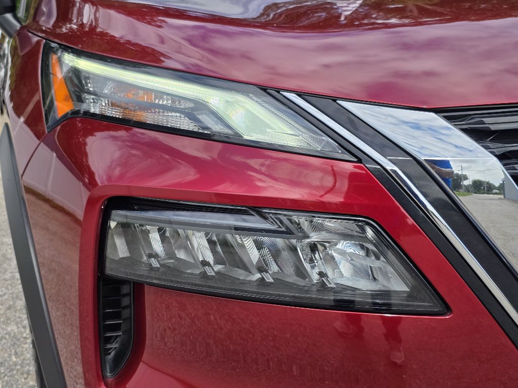 2021 Nissan Rogue Image 8
