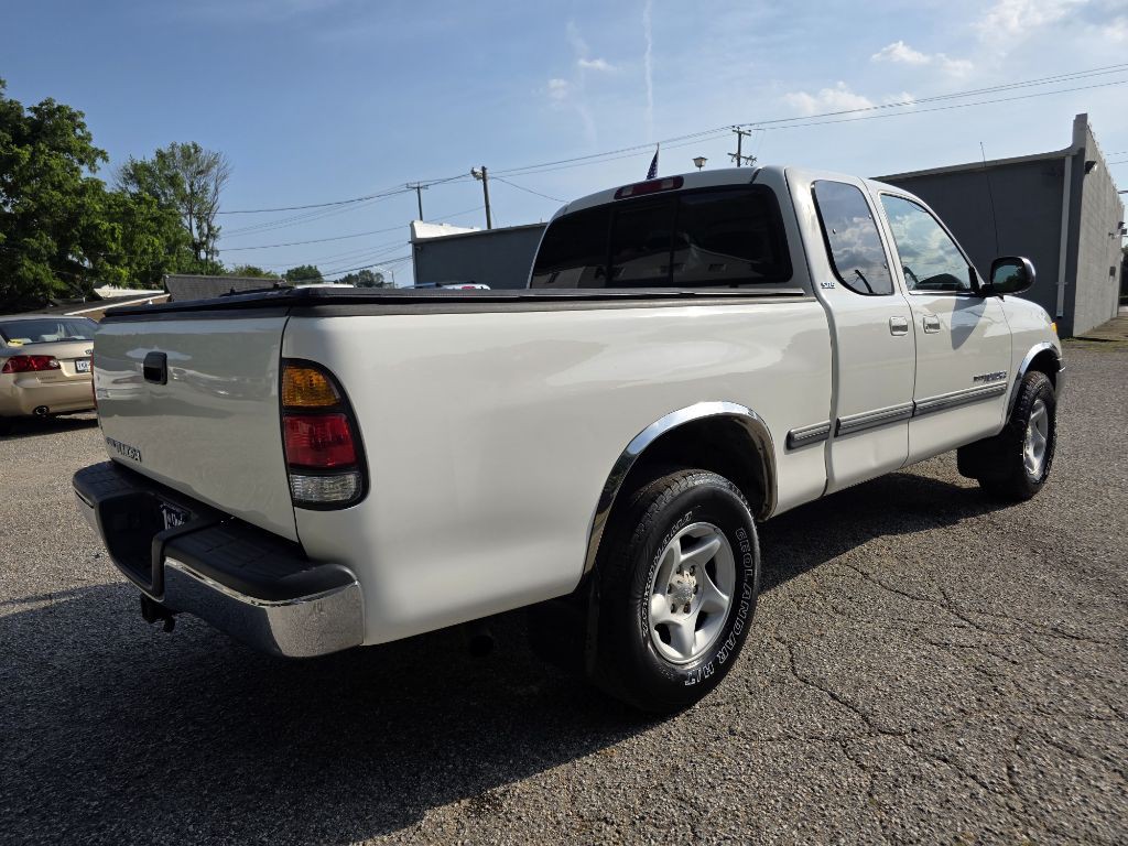 2002 Toyota Tundra Image 4