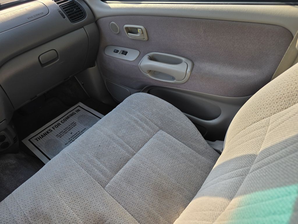 2002 Toyota Tundra Image 16