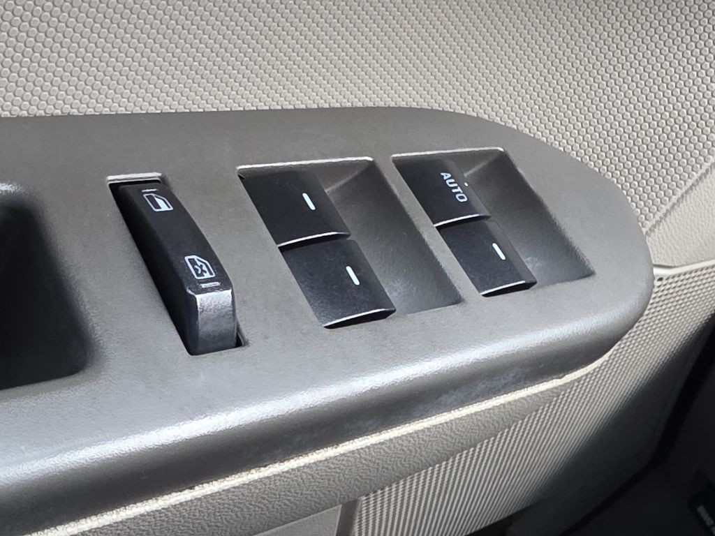 2012 Ford Escape Image 18