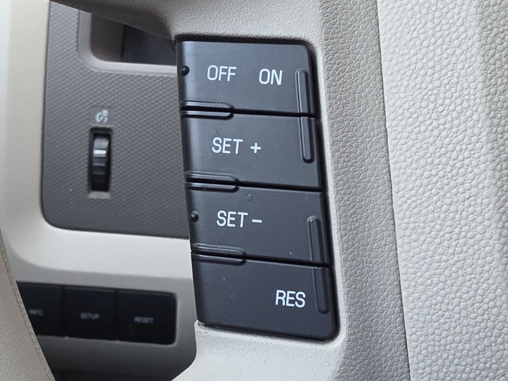 2012 Ford Escape Image 22