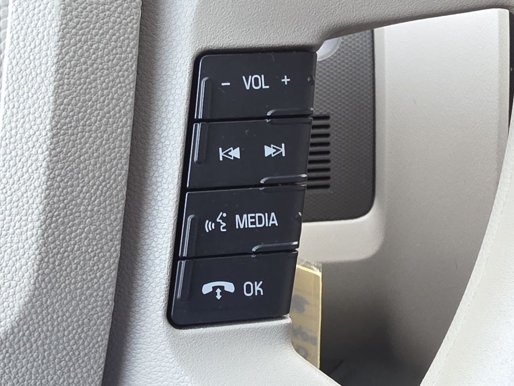 2012 Ford Escape Image 24