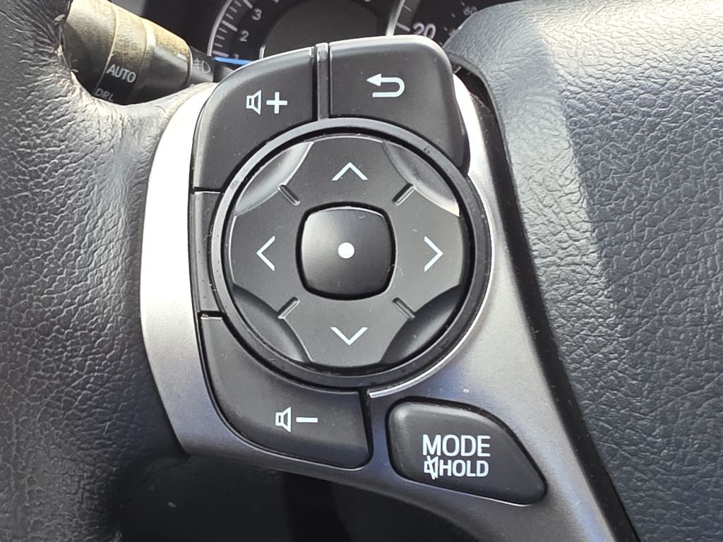 2013 Toyota Camry Image 23