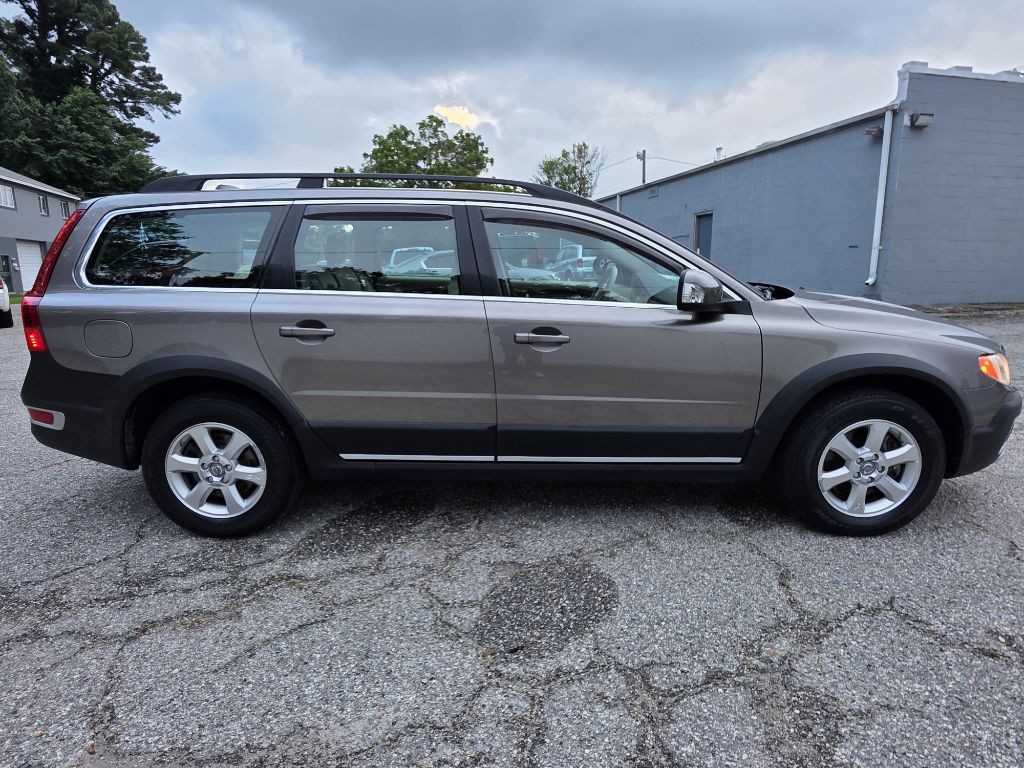 2011 Volvo XC70 Image 4