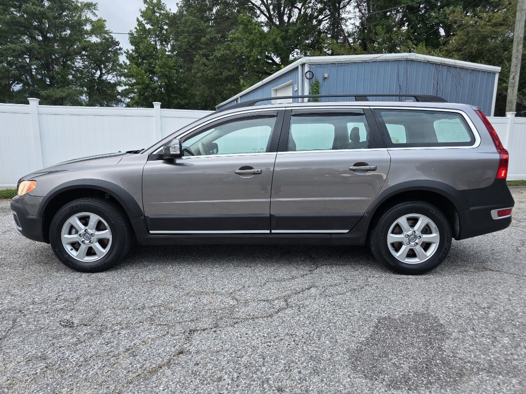 2011 Volvo XC70 Image 7