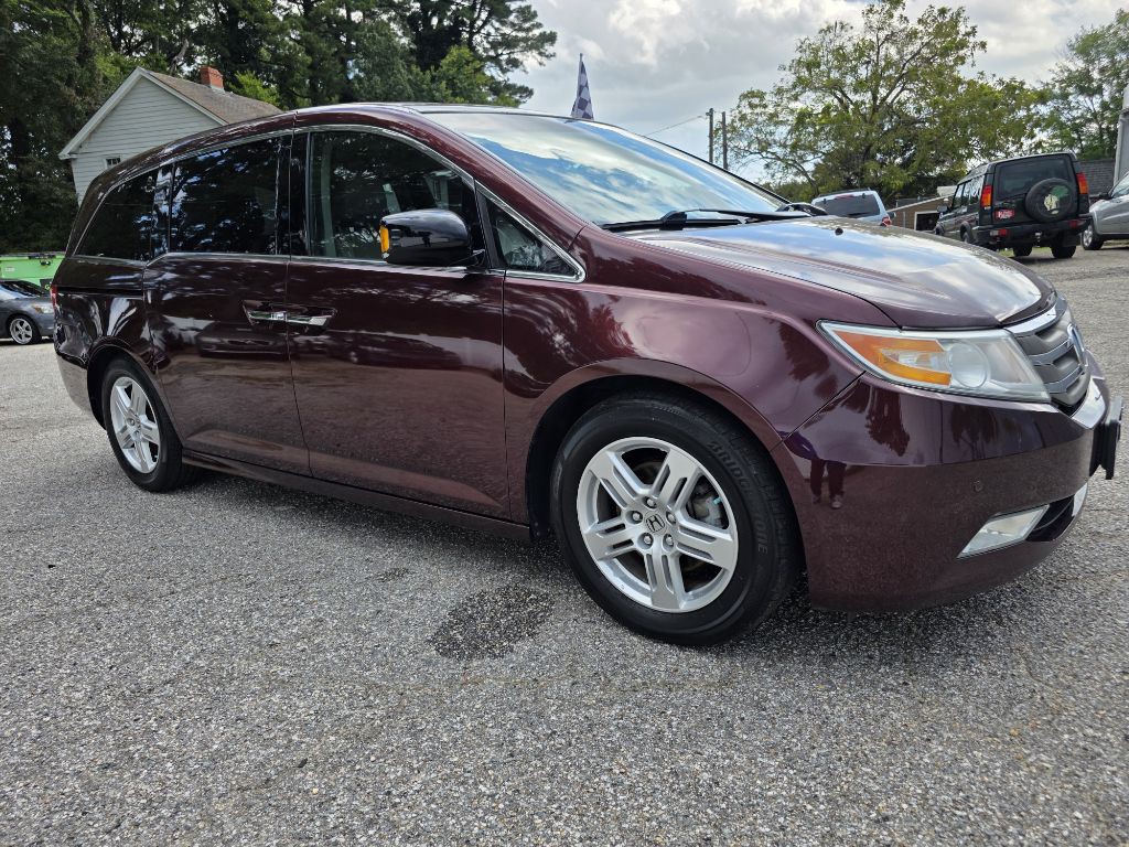 2012 Honda Odyssey Image 2