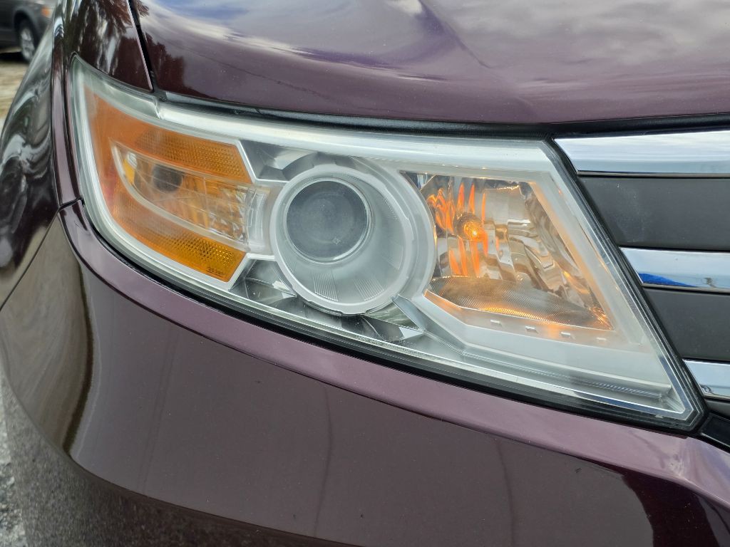 2012 Honda Odyssey Image 9