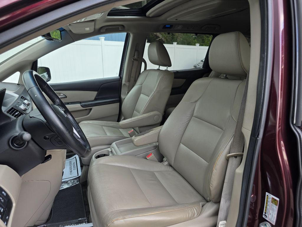2012 Honda Odyssey Image 20