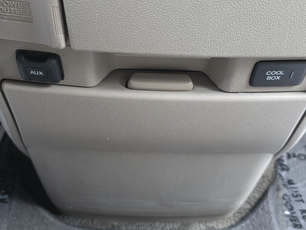 2012 Honda Odyssey Image 24
