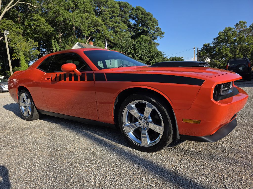 2010 Dodge Challenger Image 3