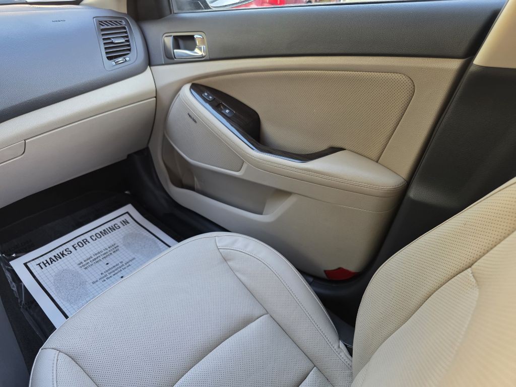 2015 Kia Optima Image 15